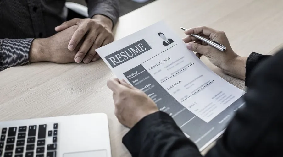 Cómo subir tu currículum a Talent Clue y buscar empleo