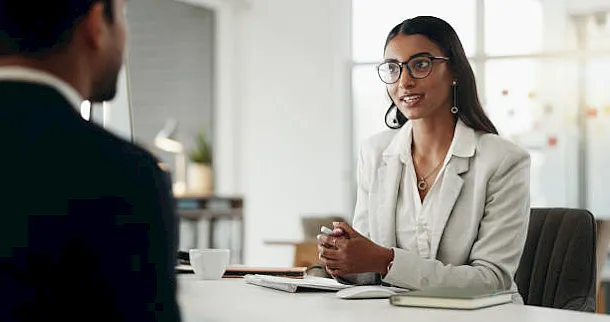 Revisión de Ofertas de Empleo Vigentes